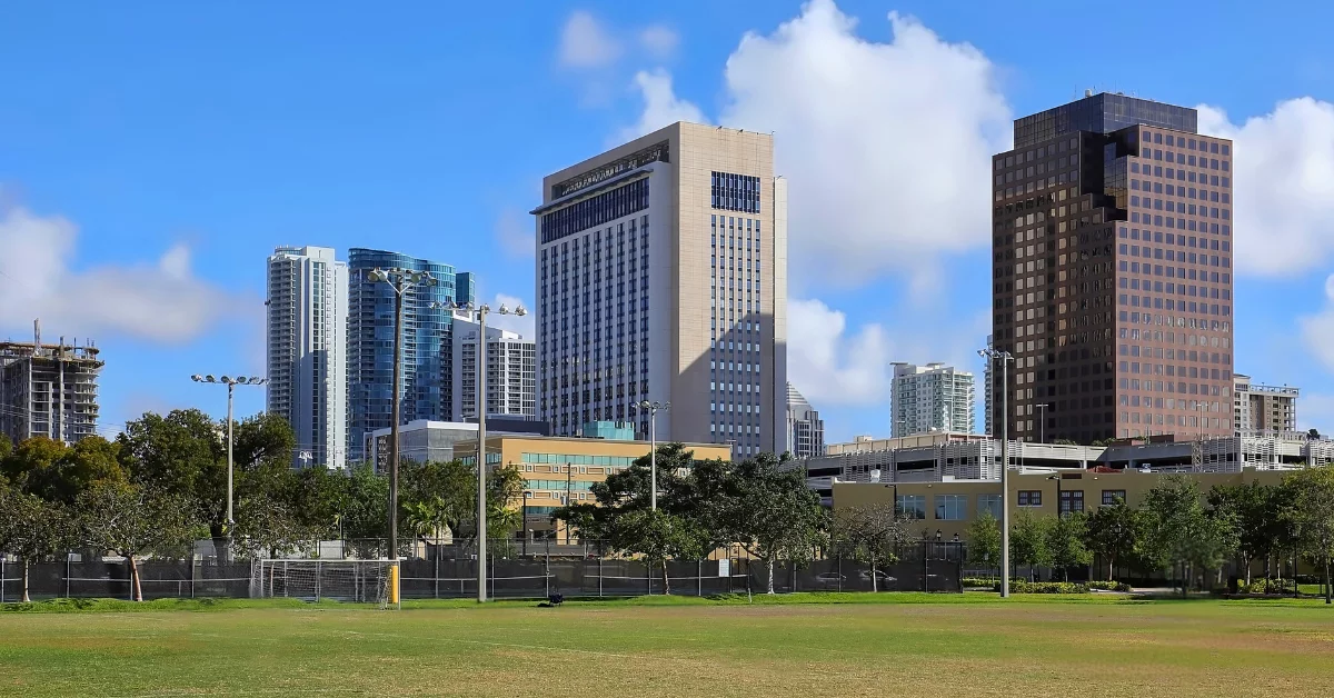 Image of the Broward County Courthouse, part of the professional fiduciary real estate closings services provided by Palm Title in Florida.